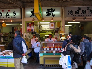 tsukiji2.jpg